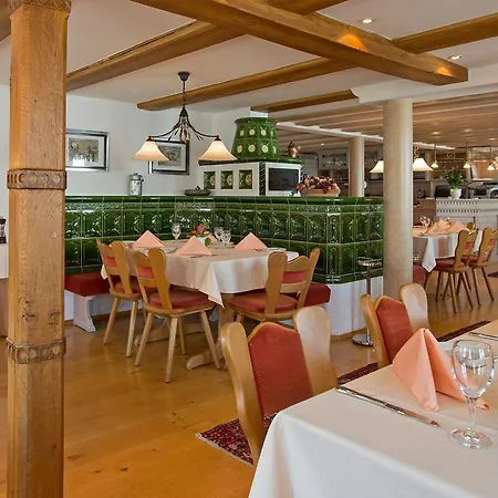 Hotel Post 3*